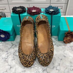 GUC leopard Tieks size 11. Box & accessories included price is firm. ￼